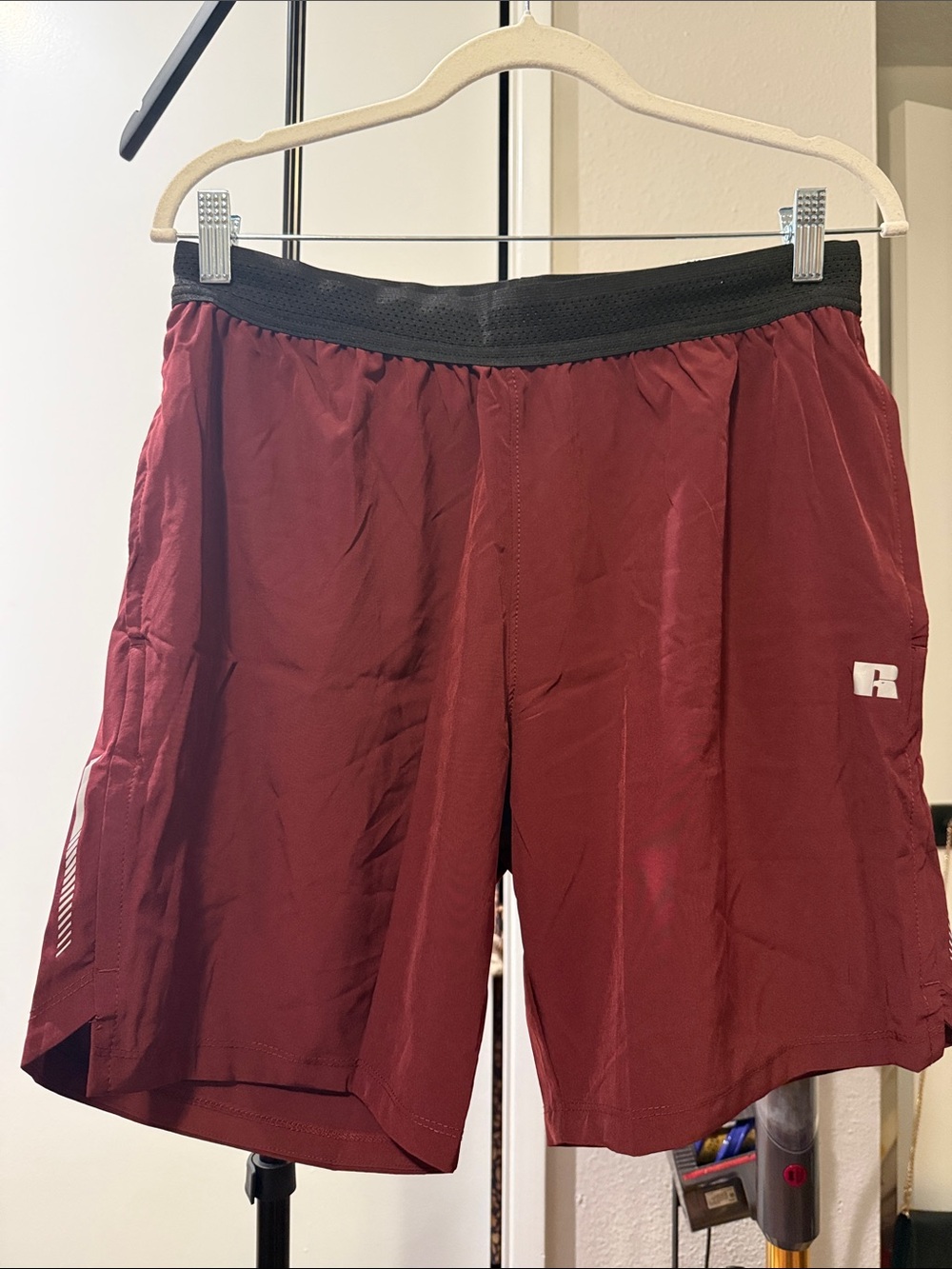 Russell Athletic Maroon Men's Athletic Shorts with Black Waistband size L NWT